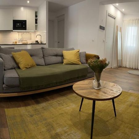 Petit Apartment Los Remedios Seville Ngoại thất bức ảnh