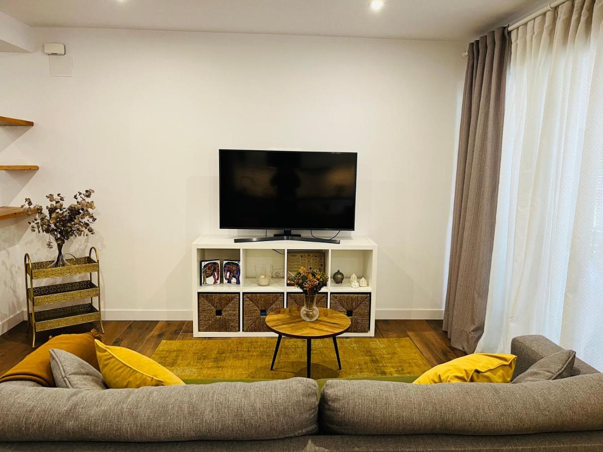 Petit Apartment Los Remedios Seville Ngoại thất bức ảnh